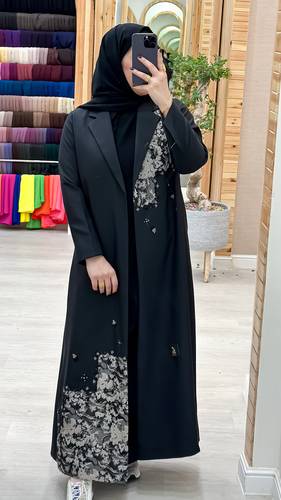بليزر أسود جديد