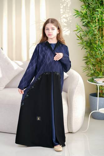 عباية 12 بنات . 2025