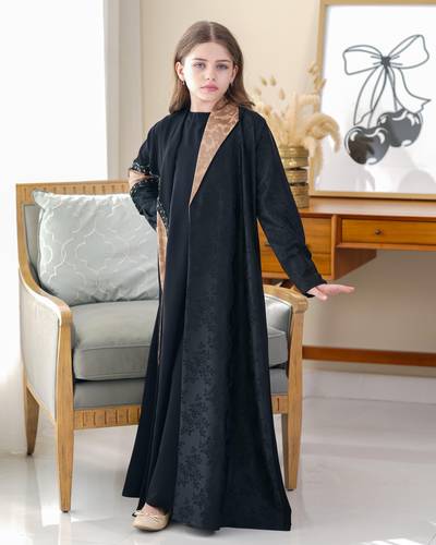 عباية 4 بنات . 2025
