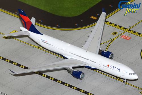 مجسم طائرة ديلتا A330-300 مقاس 1:400 حديد من GeminiJets تسجيل [N829NW]