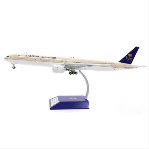 مجسم الخطوط السعودية B777-300ER مقاس 1:200 حديد