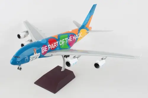 مجسم طائرة طيران الإمارات A380 مقاس 1:200 صبغة 