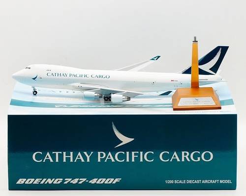 Cathay Pacific Cargo Boeing 747-400LRF 1:200 Scale Diecast Model by JC Wings [B-LIA]