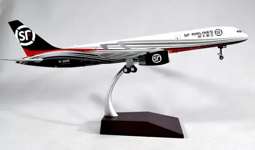 مجسم طائرة خطوط SF للشحن B757-200F مقاس 1:200 حديد من GeminiJets تسجيل [B2840]