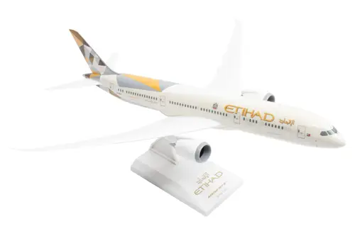 Etihad Airways Boeing 787-9 1:200 Scale Model by Skymarks [A6-BLA]