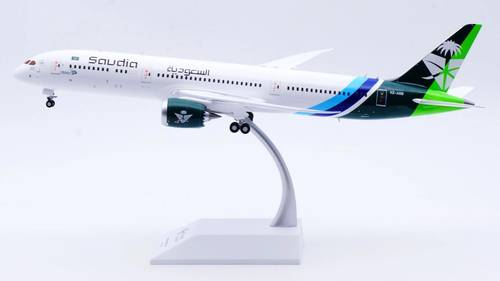 مجسم طائرة الخطوط السعودية B787-9 صبغة 