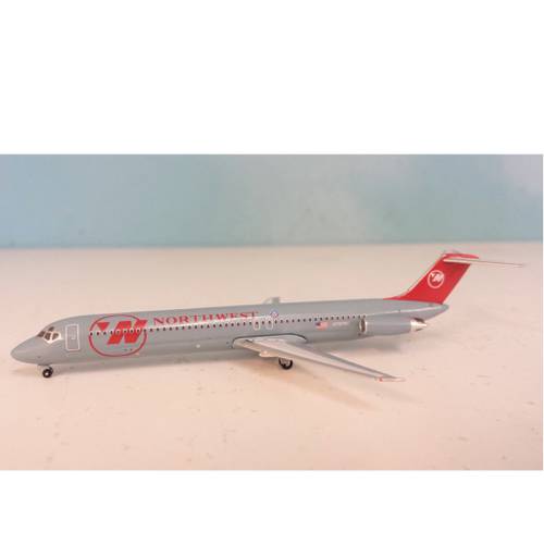 مجسم طائرة DC-9 طيران Northwest مقاس 1:400 حديد