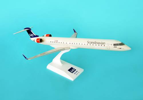 مجسم طيران SAS ط CRJ900 مقاس 1:100 بلاستيك صلب