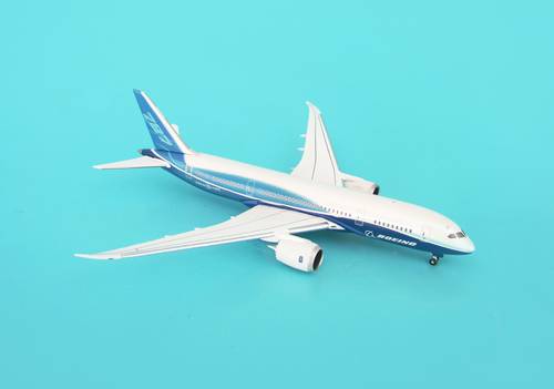مجسم بوينغ B787-8 مقاس 1:500 حديد