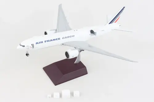 مجسم طائرة الفرنسية للشحن B777F مقاس 1:200 حديد من GeminiJets تسجيل [F-GUOC] (مجسم تفاعلي)