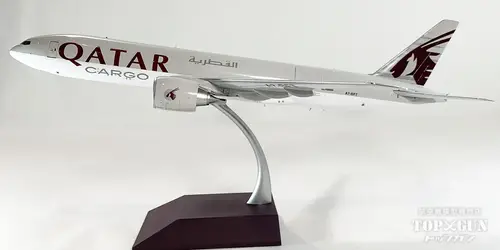 مجسم طائرة القطرية للشحن B777F مقاس 1:200 حديد من GeminiJets تسجيل [A7-BFT] (مجسم تفاعلي)