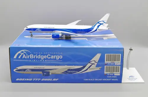 مجسم طائرة AirBridge للشحن B777-200LRF مقاس 1:200 حديد من JC Wings تسجيل [VQ-BAO]