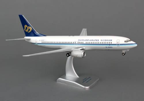 مجسم خطوط ماندارين B737-800 مقاس 1:200 بلاستيك صلب