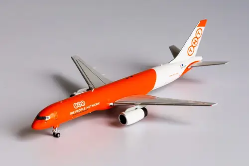 مجسم طائرة طيران TNT للشحن Boeing B757-200PF مقاس 1:400 حديد من NG Models تسجيل [OE-LFB]
