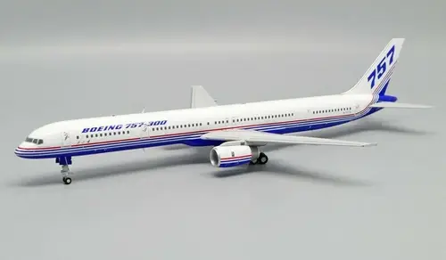 Boeing 757-300 1:200 Scale Diecast Model House Livery by JC Wings [N757X]