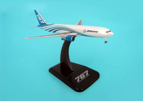 مجسم بوينغ B767-300BCF مقاس 1:500 حديد + قاعدة