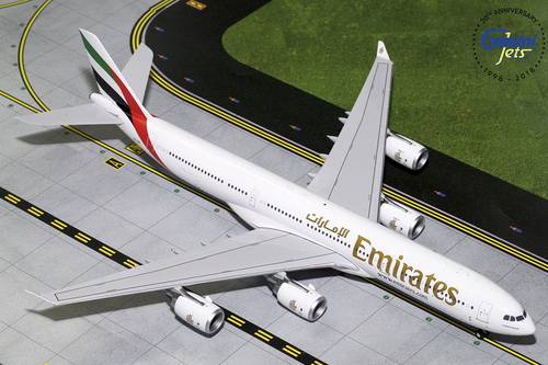 مجسم طيران الإمارات A340-500 مقاس 1:200 حديد
