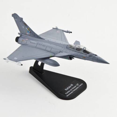 مجسم مقاتلة Rafale مقاس ١:١٠٠ حديد خفيف A30101