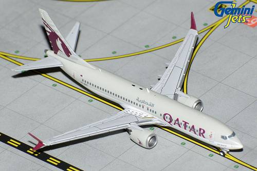 Qatar Airways Boeing 737 MAX 8 1:400 Scale Diecast Model by GeminiJets [A7-BSC]