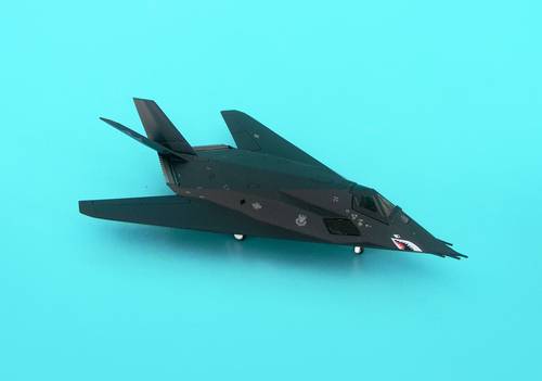 مجسم القوات الجوية الأمريكية F-117A مقاس1:200 حديد