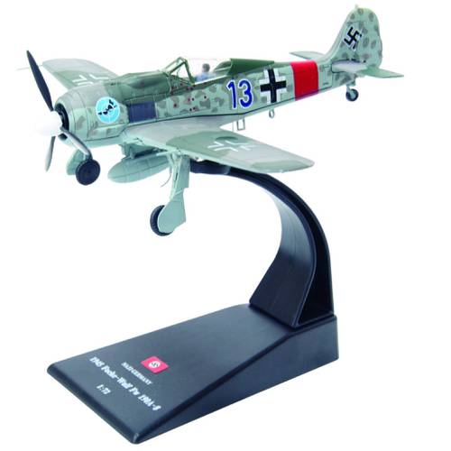 مجسم مقاتلة FW190 مقاس ١:٧٢حديد خفيف + مجلة C40412