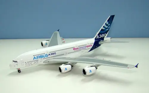 Airbus A380-800 1:400 Scale Diecast Model House Livery - 