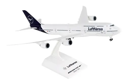 Lufthansa Boeing 747-8 1:200 Scale Model by Skymarks [D-ABYA]
