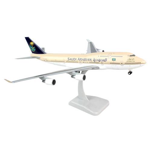 مجسم السعودية B747-400 مقاس 1:200 بلاستيك صلب