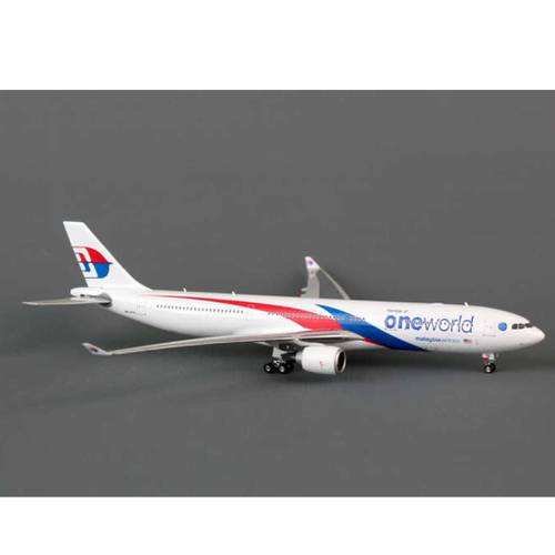 مجسم الماليزية A330-300 صبغةOneWorldمقاس1:400حديد