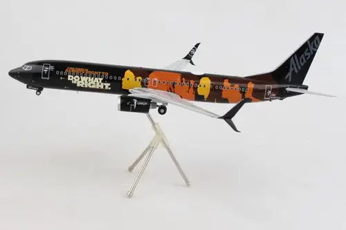 مجسم طائرة طيران ألاسكا B737-900ER مقاس 1:200 صبغة 