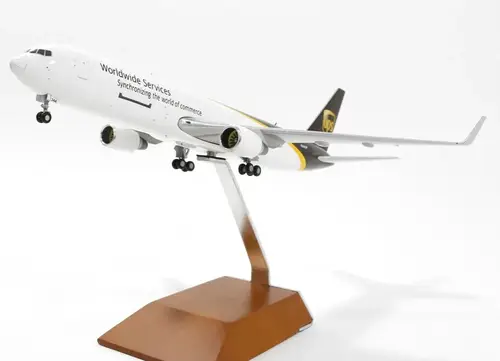 UPS Boeing 767-300F 1:200 Scale Diecast Model by GeminiJets [N344UP]