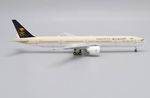 Saudia Boeing 777-300ER Old Livery 1:400 Scale Diecast Model by JC Wings [HZ-AK38]