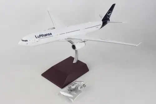 Lufthansa A330-300 1:200 Scale Diecast Model by GeminiJets [D-AIKO]