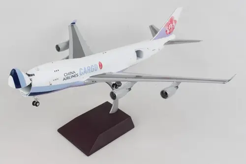 مجسم طائرة الخطوط الصينية للشحن B747-400F مقاس 1:200 حديد من GeminiJets تسجيل [B-18710]