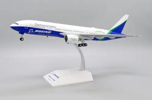 مجسم طائرة بوينغ B777-200 مقاس 1:200 حديد صبغة ecoDemonstrator من JC Wings تسجيل [N772ET]