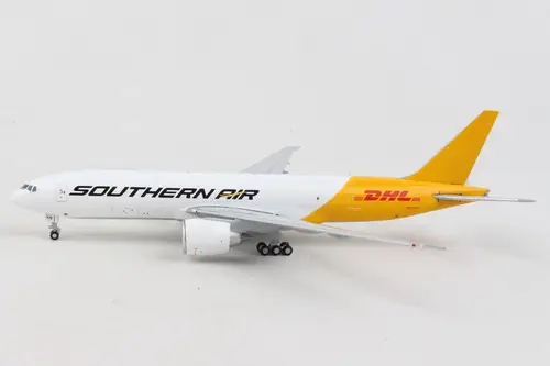 Southern Air DHL Boeing 777F 1:400 Scale Diecast Model by GeminiJets [N775SA]