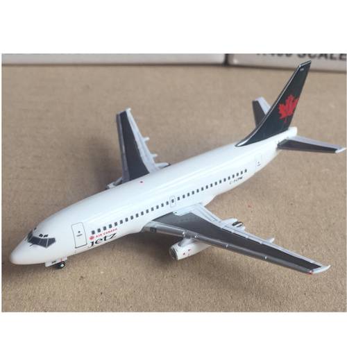 مجسم طائرة B737طيرانAir Canadaمقاس١:٤٠٠حديد C30209