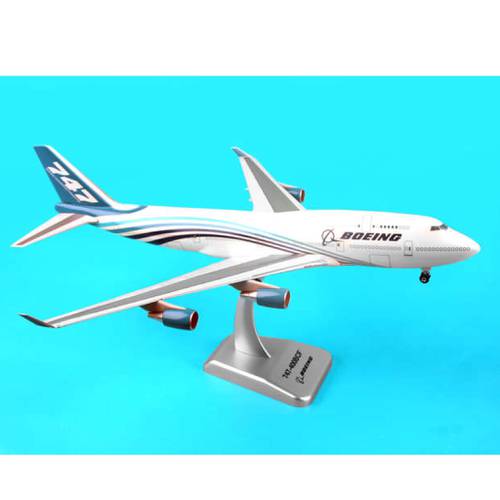 مجسم بوينغ B747-400BCF مقاس 1:200 بلاستيك صلب