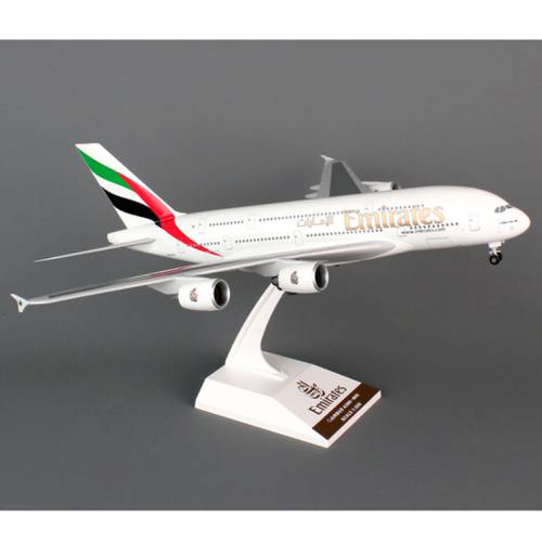 مجسم الإماراتية A380 مقاس 1:200 بلاستيك صلب