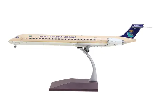 مجسم طائرة الخطوط السعودية MD-90 مقاس 1:200 حديد من GeminiJets تسجيل [HZ-API]