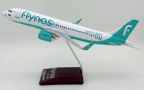 Flynas A320neo 1:100 Scale Model Length 37 cm Solid Plastic / Resin with Wood Stand [HZ-NS95]