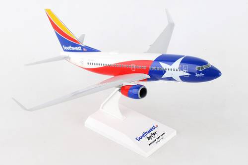 مجسم SouthWest ط B737-700 مقاس 1:130 بلاستيك صلب LO