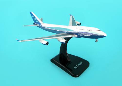 مجسم بوينغ B747-400 مقاس 1:500 حديد + قاعدة