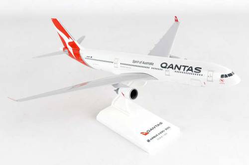 مجسم طيران Qantas ط A330-300 مقاس1:200 بلاستيك صلب