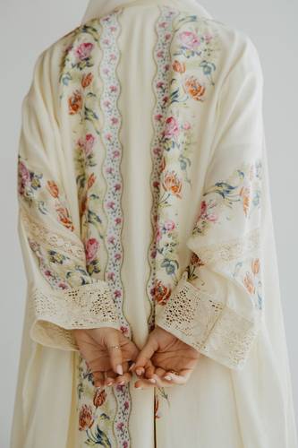 عباية من مجموعة Summer Romance