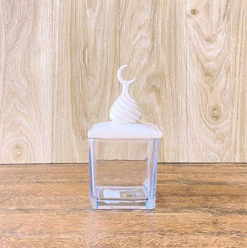 علبة زجاج بغطاء  منارة أبيض RESIN