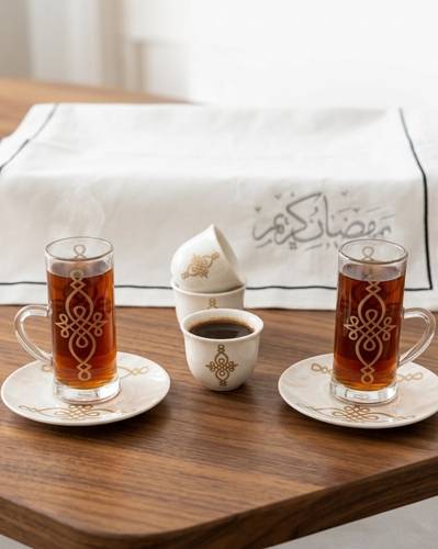 طقم شاي قهوة زجاج نقش ذهبي 18 قطعة