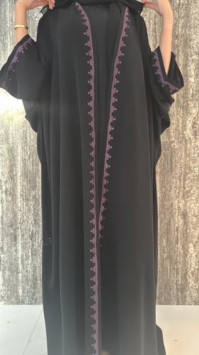 Embroidered Edge in Purple