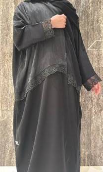 Half Washed Silk Crochet in Black