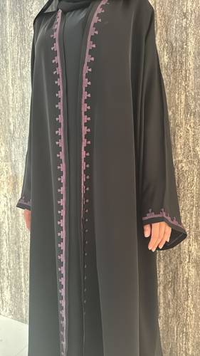 Embroidered Edge in Purple